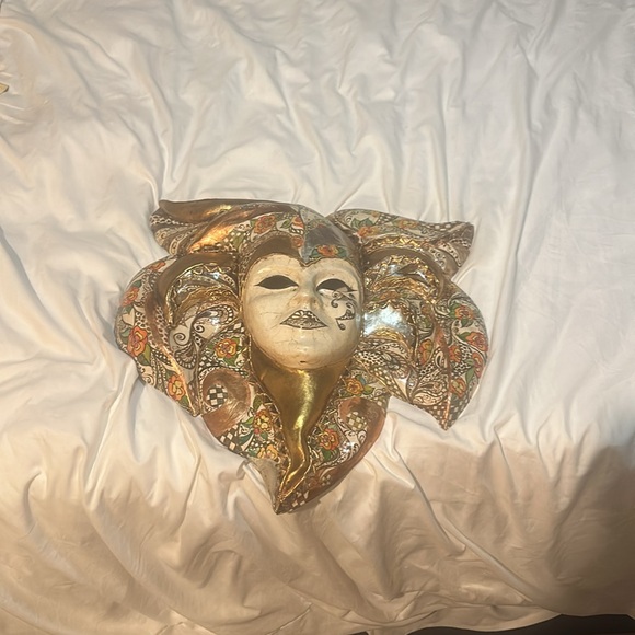 Venetian mask - Picture 3 of 6